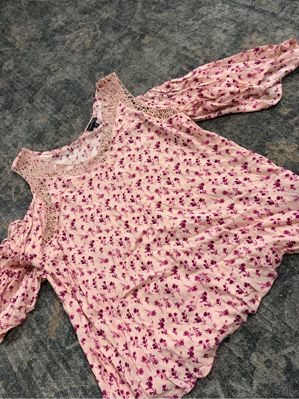 Buckle Cream Cold-Shoulder Blouse with Pink Floral Print
